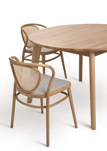 Muro - solid wood table